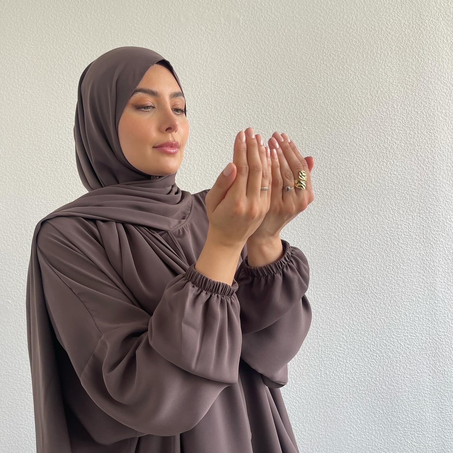 Umber Brown Classic One Piece Prayer Abaya