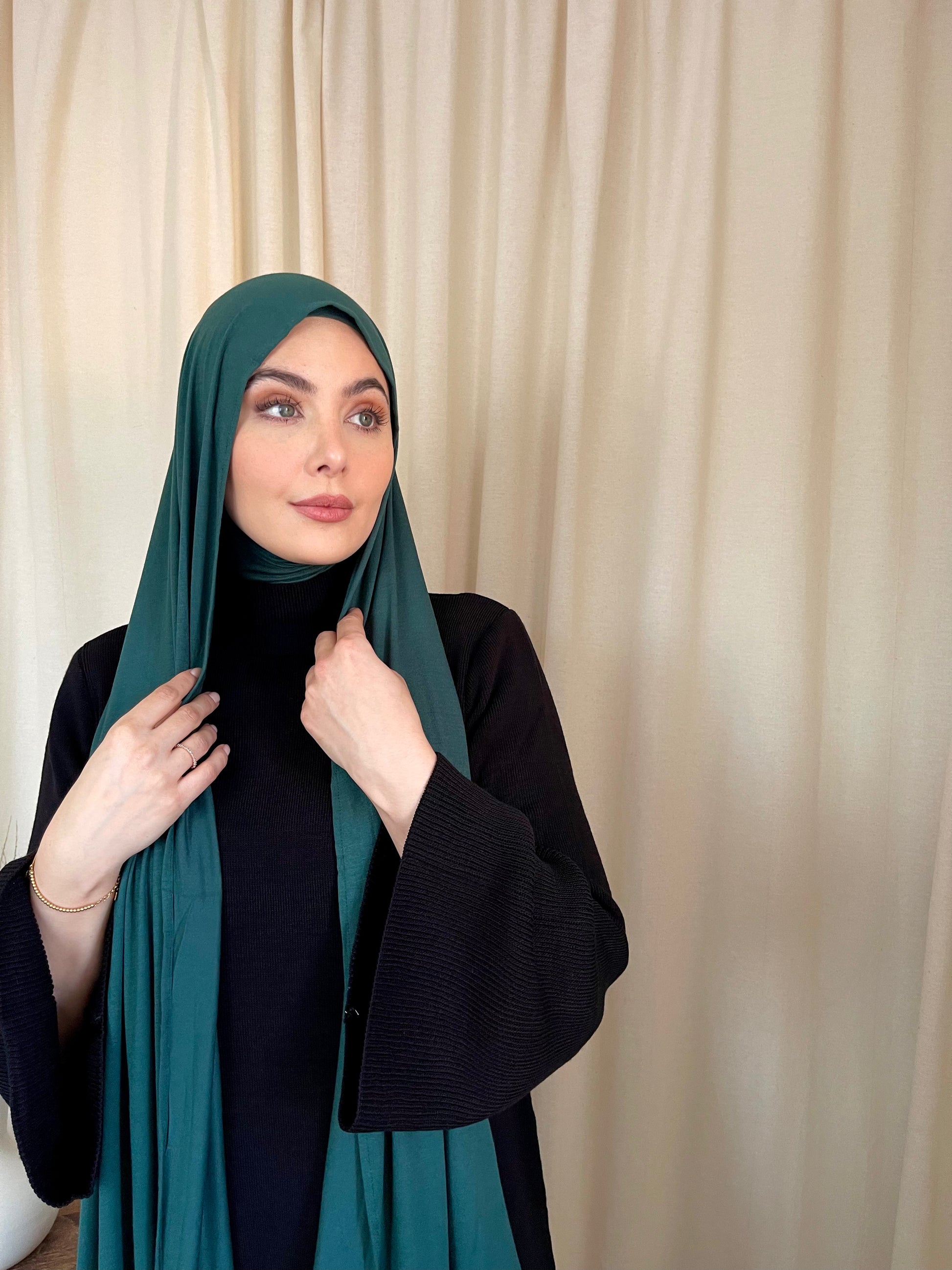 Shop our range of soft breathable jersey hijabs. Double stitched jersey hijabs from hayaa the label ltd