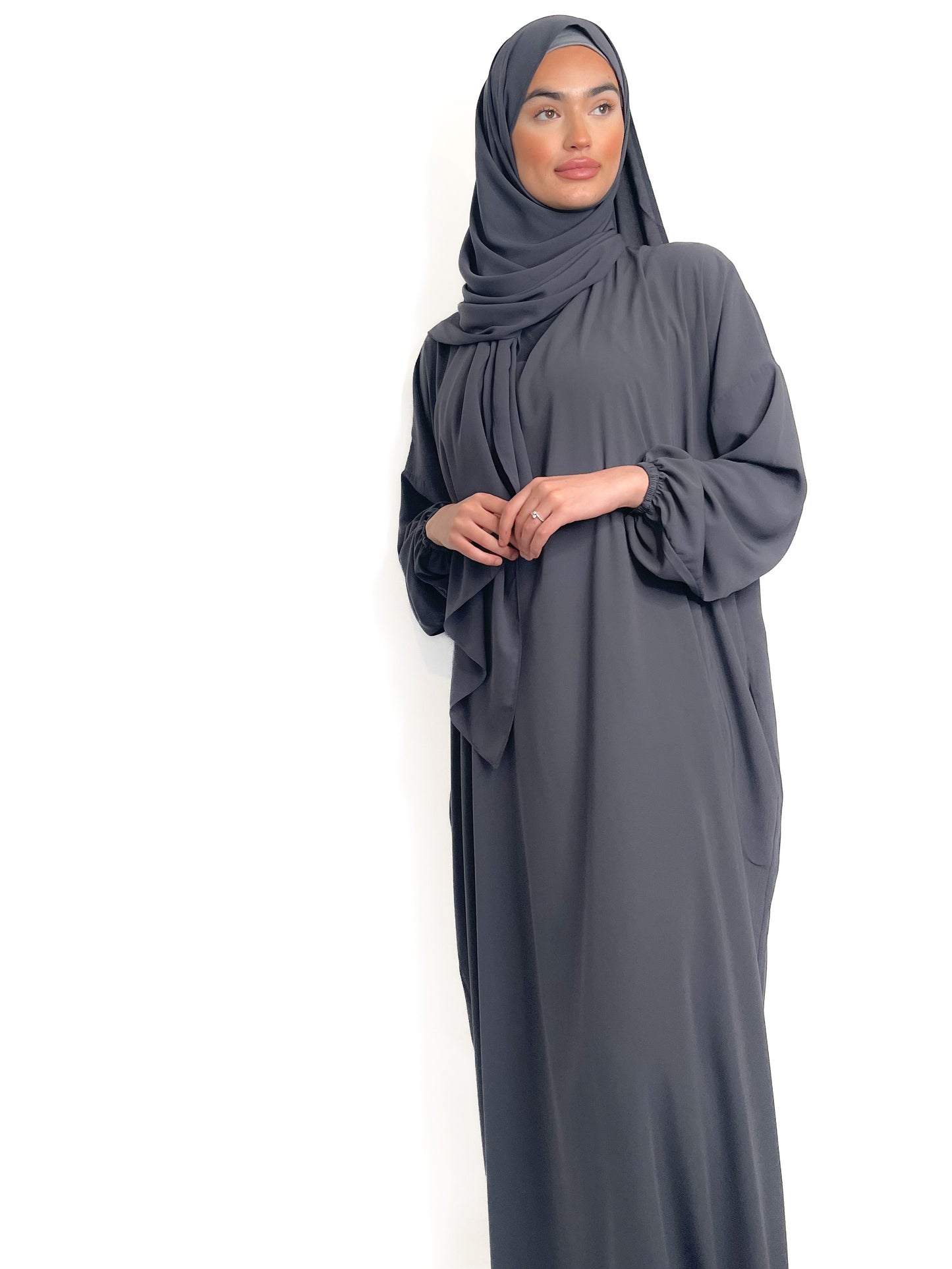 PEBBLE GREY CLASSIC ONE PIECE ABAYA