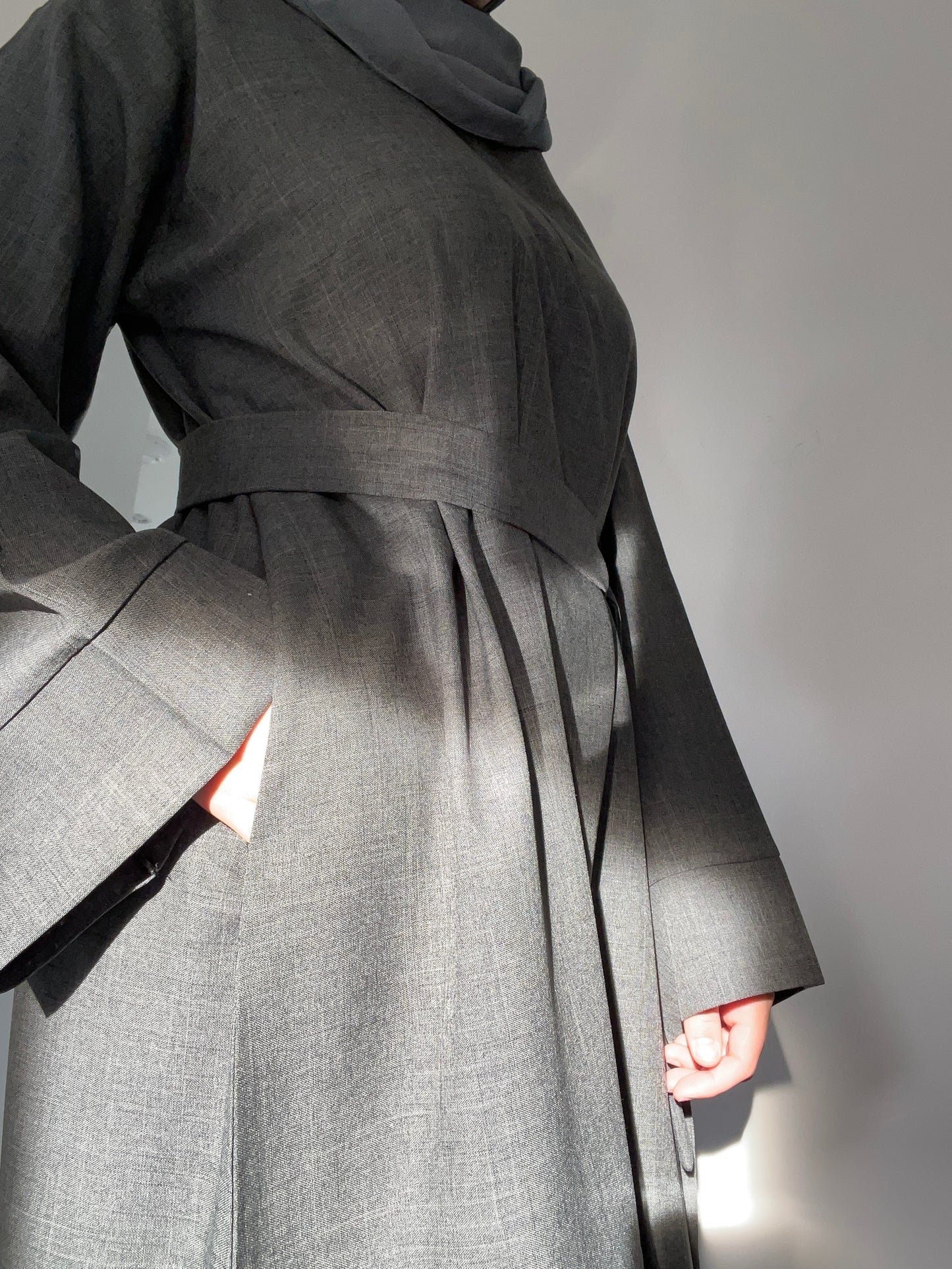 OVERSIZED CHARCOAL LINEN CLOSED EVERYDAY ABAYA SET