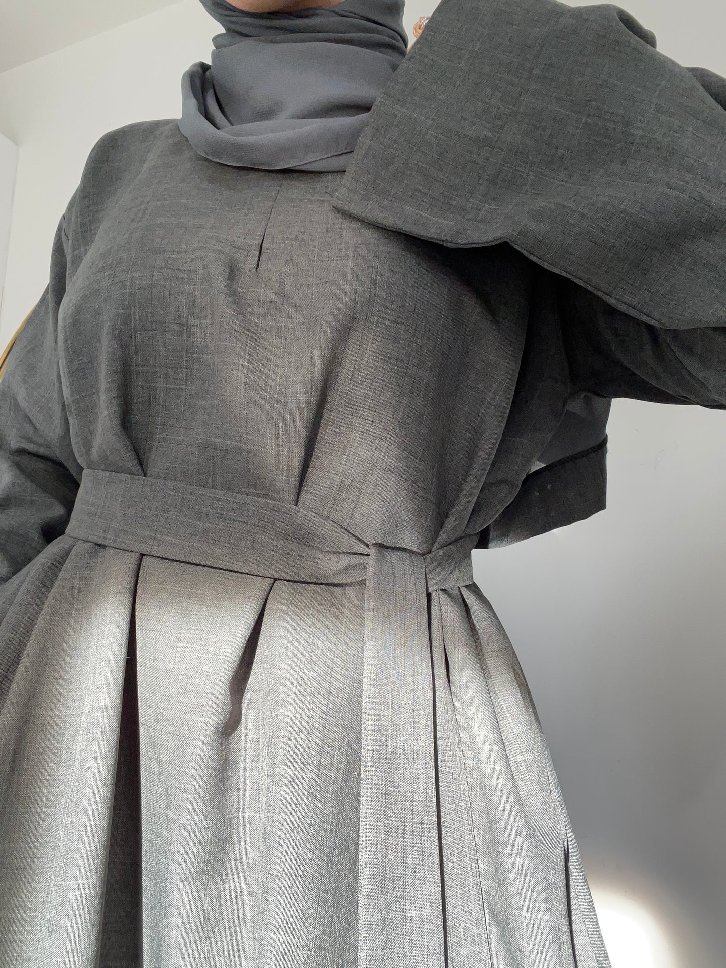 OVERSIZED CHARCOAL LINEN CLOSED EVERYDAY ABAYA SET