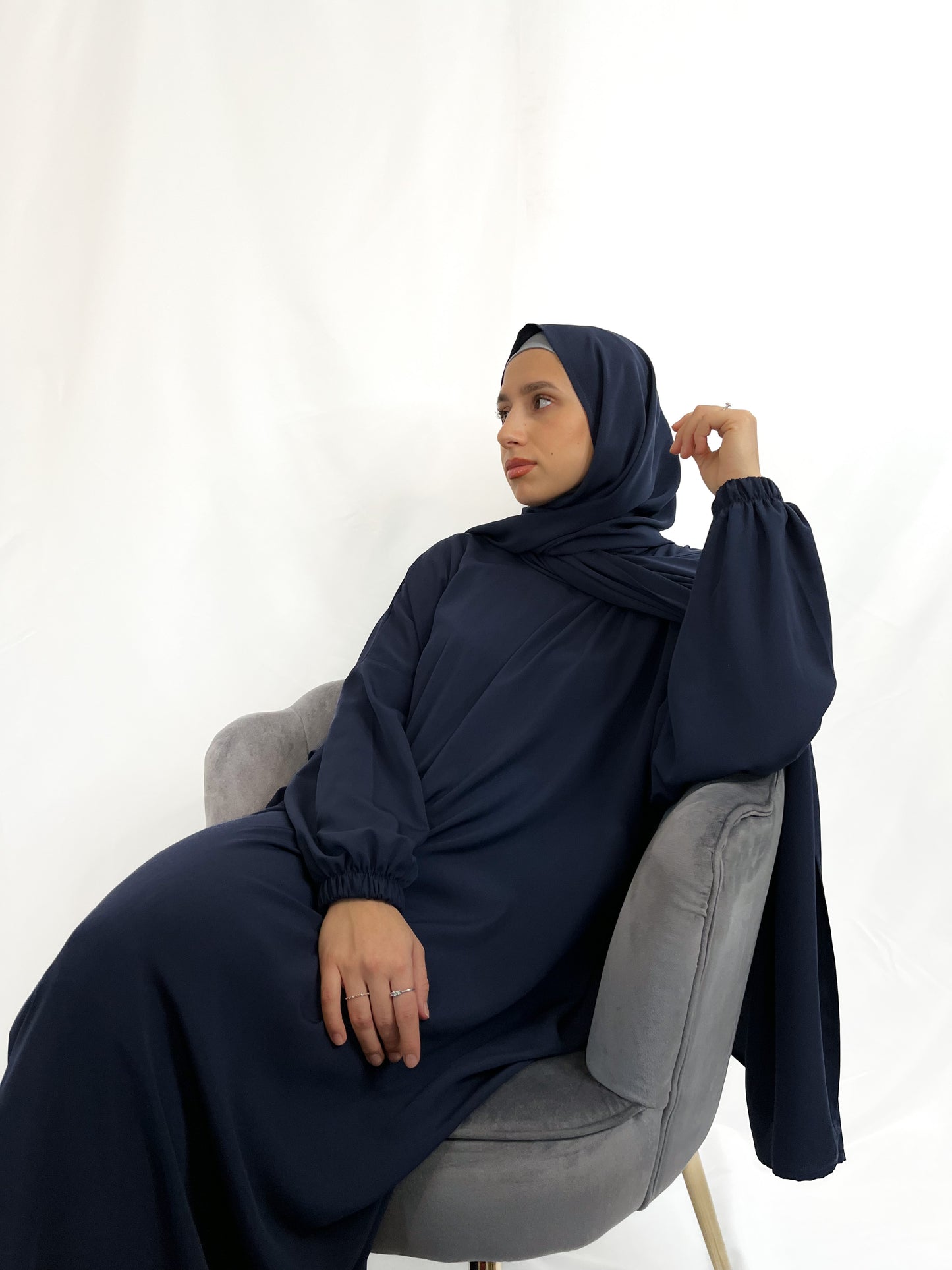 MIDNIGHT NAVY CLASSIC ONE PIECE ABAYA