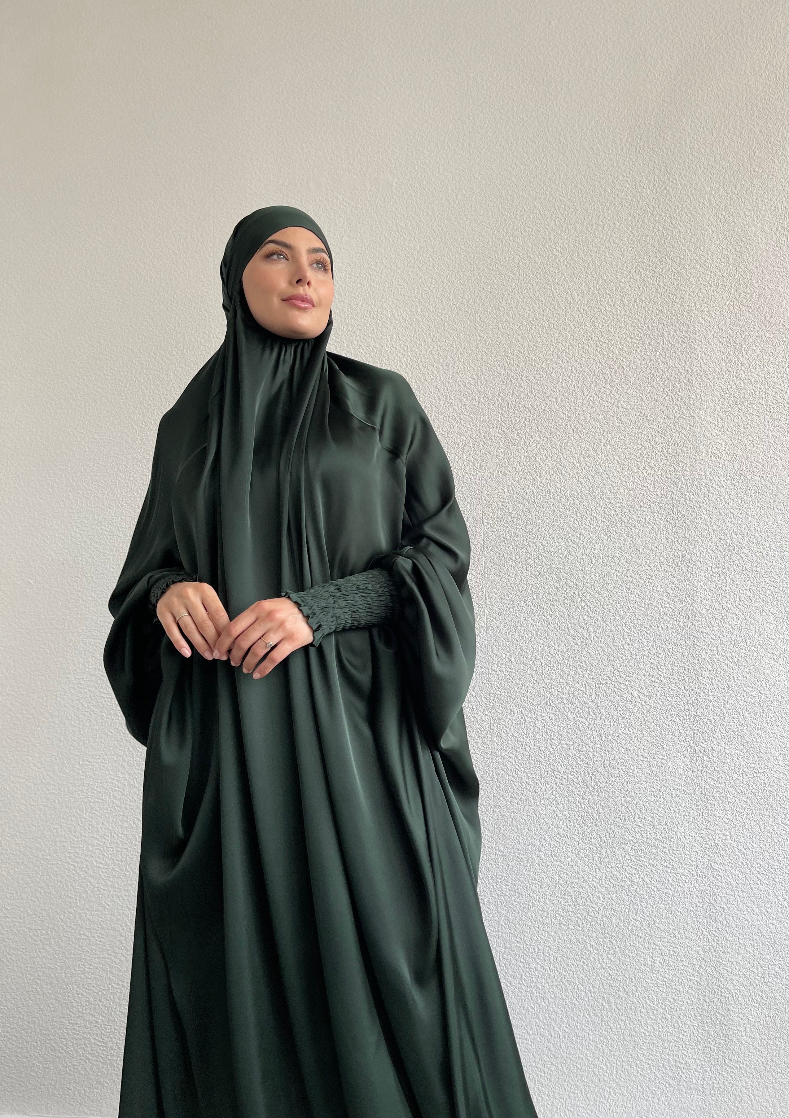 Prayer Gown Jilbab | Emerald Green Abaya For Prayers | Hayaa Abayas UK ...