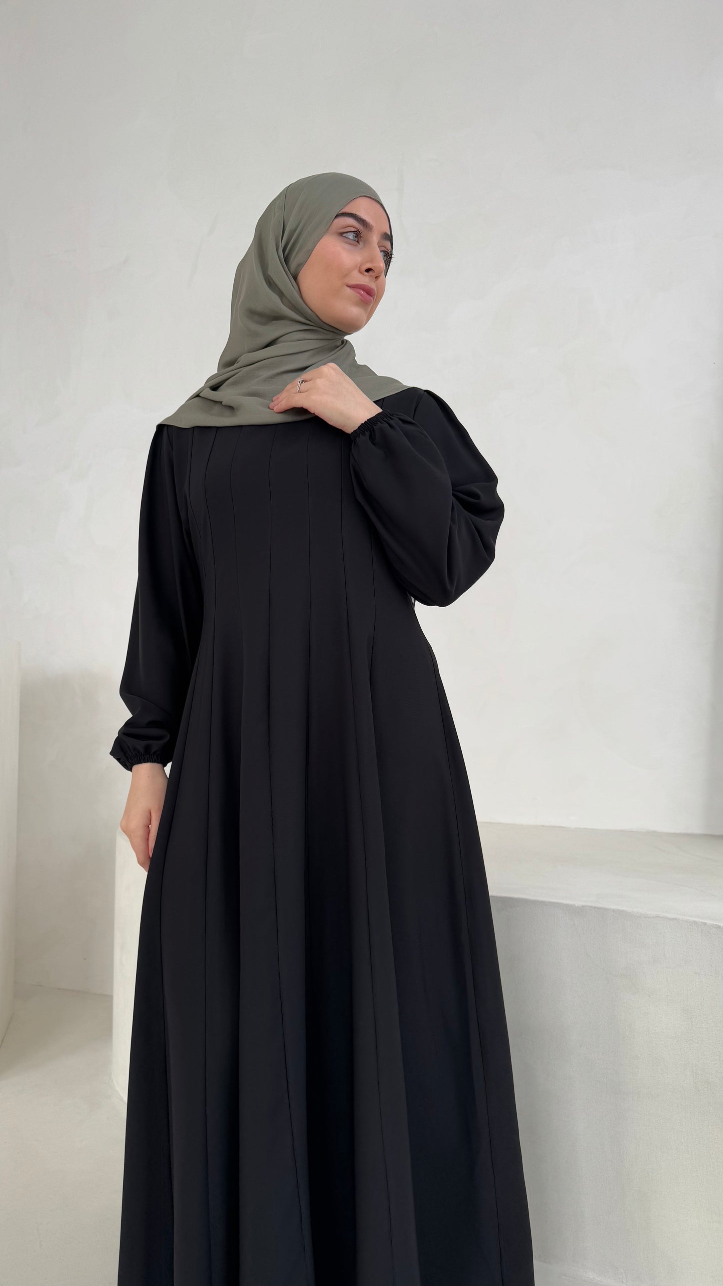 Mira Abaya Dress