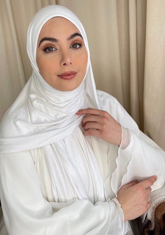 Premium jersey hijabs with matching under caps. Muslim women wearing luxury hijab from hayaa the label ltd. 