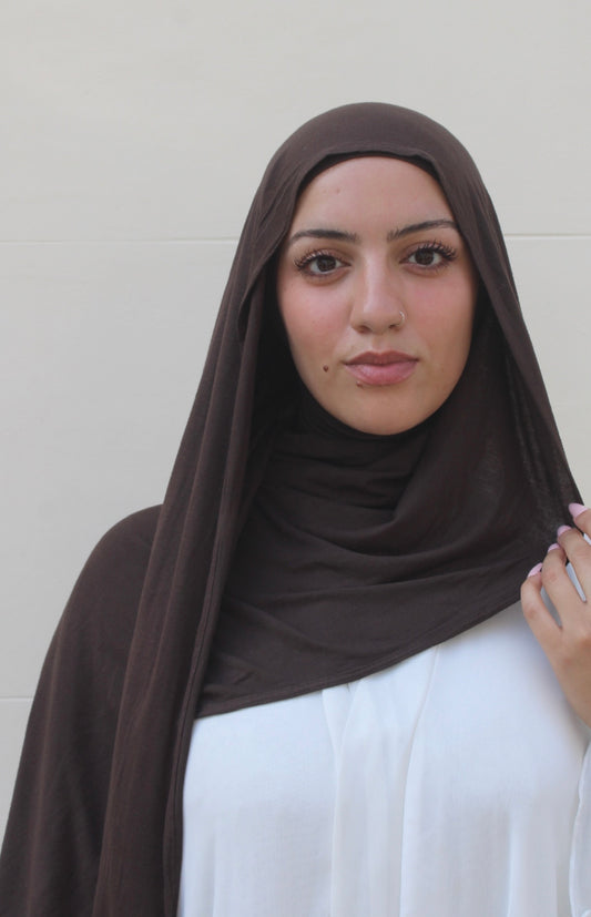 Woman muslim modest wearing a brown hijab from the best hijabs in the uk hayaa th label in the colour espresso brown